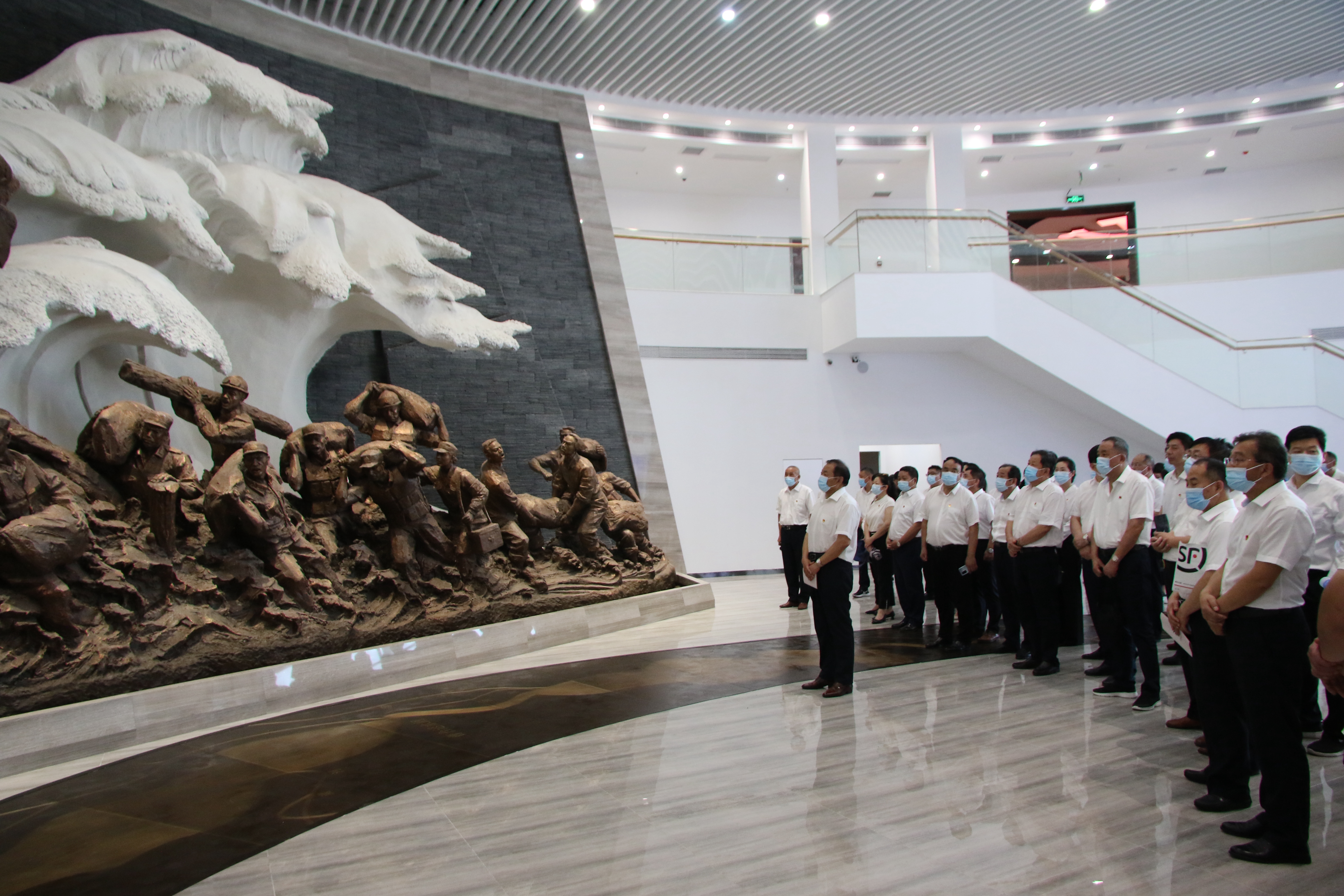 集团公司党员赴王家坝开展党史学习教育